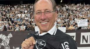 John Textor provoca Vasco em meio à negociação de SAF: "Bater neles"