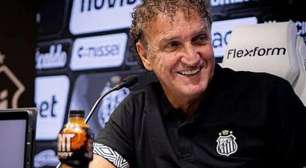Cuca celebra arrancada do Santos no Brasileirão; veja
