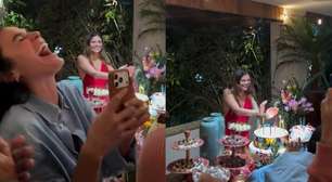 Shawn Mendes vai com Bruna Marquezine ao aniversário da cunhada no Rio; saiba como foi