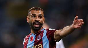 Mohamed Salah é proibido de dirigir por seis meses na Inglaterra; entenda o caso