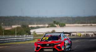 Antonella Bassani é a convidada de Ricardo Zonta na corrida endurance e GAZOO Racing completa lista de seus 11 carros