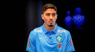 Jair realiza sonho e celebra primeira convocação para a Seleção