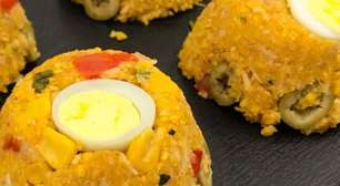 Cuscuz paulista de frango muito bem temperado e colorido, para fazer para quem você ama