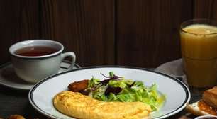 Omelete completo e cheio de sabor para refeições práticas e equilibradas