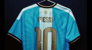 Messi apresenta camisa especial para último jogo pela Argentina