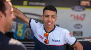 Murilo Rocha conquista vaga para os playoffs da NASCAR Brasil