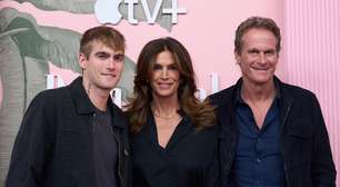 Filho de Cindy Crawford teria dado entrada em clínica sob efeito de drogas, diz mídia