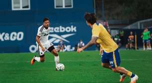 Ex-Botafogo, Sousa alcança marca de 100 jogos na Europa
