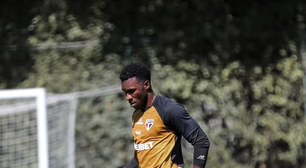 Aurélio Buta passará por cirurgia no joelho; entenda