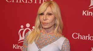 Donatella Versace volta ao mundo da moda com nova marca