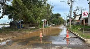 Guaíba sobe e alaga ruas na Ilha da Pintada