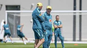 Ancelotti comanda primeiro treino com Seleção completa