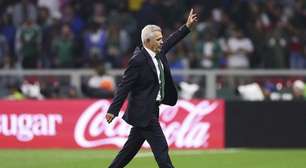 Javier Aguirre é anunciado como novo técnico do Valencia