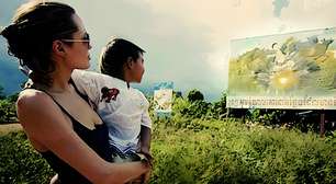 Em 2003, Angelina Jolie comprou uma floresta no Camboja: transformou-a em uma reserva e deu trabalho a dezenas de pessoas.