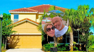 Com piscina estilo resort e localizado a 20 minutos de carro da Disney: dentro de condomínio de luxo, a mansão de Rick em Orlando tinha estilo clássico, área gourmet e sala com 2 ambientes