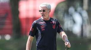 Odair Hellmann é suspenso por quatro jogos por expulsão no Athletico
