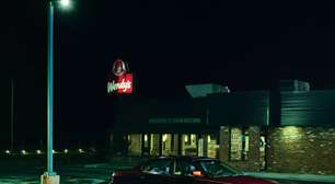 Hilário: rede de fast food dos EUA lança disco Emo com astros do gênero