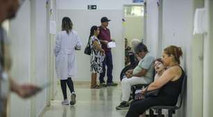 IA vai decidir sua vez na fila do SUS? Propostas de candidatos da esquerda à direita não são simples de implementar