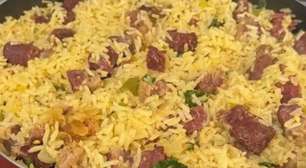 Arroz Maria Isabel tradicional com carne seca bem soltinho, simples e muito saboroso
