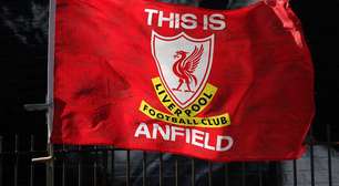 Ex-atacante de Liverpool e Newcastle revela ter sido vítima de abuso sexual