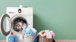 Por que a roupa lavada fica com cheiro ruim se ficar molhada? Entenda