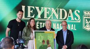 Atlético Nacional homenageia Chapecoense em evento na Colômbia
