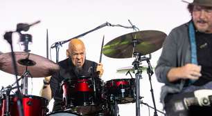 Pearl Jam realizam uma apresentação surpresa ao lado do baterista Abe LaBoriel Jr. no Ohana Festival