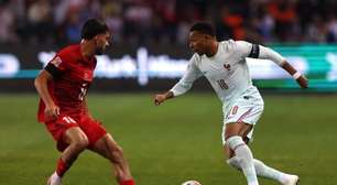 Real Madrid confirma lesão no joelho esquerdo de Mbappé