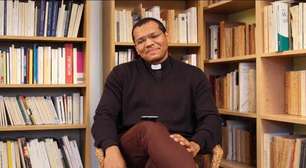 Brasileiros que mantêm a fé católica em português na França celebram a visita do papa