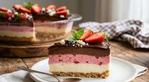 Torta napolitana fit: uma combinação irresistível de três sabores