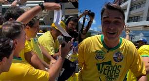 Flávio Bolsonaro mostra 'exame de DNA' de Lula como 'pai do tigrinho' ao ironizar ação do PT no TSE