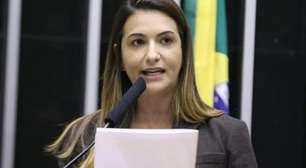 Deputada do PL sofre infarto em campanha e é internada na UTI na Bahia
