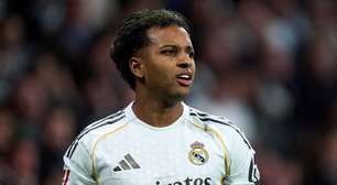 Rodrygo volta a treinar com bola no Real Madrid, mas recuperação ainda é longa