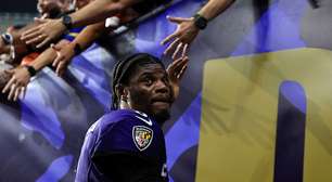 Lamar Jackson, quarterback do Baltimore Ravens, elogia a atmosfera que encontrou no Maracanã