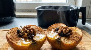 Maçã na air fryer recheada: sobremesa fácil, cremosa e pronta em minutos