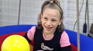 A luta da família de Bella por uma cirurgia para paralisia cerebral