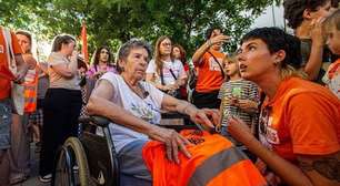 Crise de moradia na Espanha: reviravolta pode levar idosa de 87 anos de volta para casa após ser desalojada em Madri
