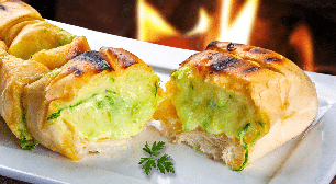 Do pão de alho à farofa: 5 acompanhamentos para servir no churrasco