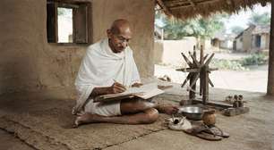 Mahatma Gandhi, sobre a felicidade: "A felicidade se alcança quando o que um pensa, diz e faz está em harmonia."