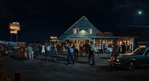 Rolling Stones lançam novo clipe estrelado por Alexander Skarsgård