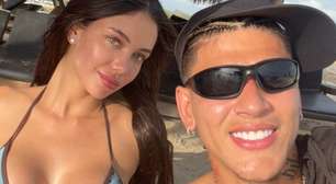 Assumiu? Jogador do Flamengo, Carrascal posta primeiras fotos com modelo mineira