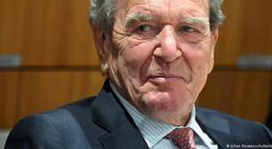 Ex-chanceler alemão Gerhard Schröder vai trabalhar para rede russa de supermercados