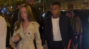 Mbappé vai a boate com namorada durante recuperação