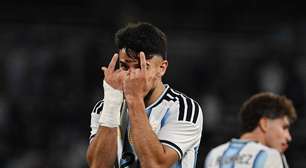Flaco, do Palmeiras, aproveita chance e amplia espaço na Argentina