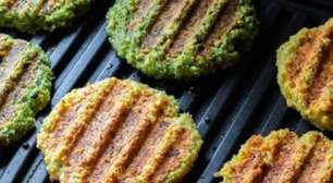 Hambúrguer vegano de feijão branco e espinafre: sabor e saúde no prato