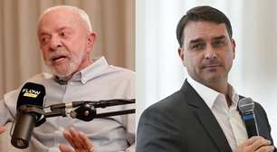 Lula chama Flávio e Eduardo Bolsonaro de 'vira-latas' e diz que 'é bom' Trump tratá-lo com respeito