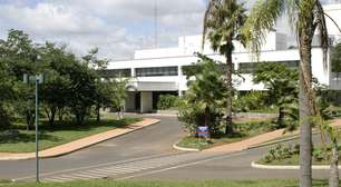 PF faz operação para apurar suspeita de plano contra segurança da Embaixada dos Estados Unidos