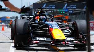 F1: Verstappen justifica ausência dos pneus macios no TL2 do GP do Bahrein na Malásia