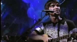 Oasis: Violão de Noel Gallagher no 'MTV Unplugged' é arrematado por R$ 1,5 milhão em leilão