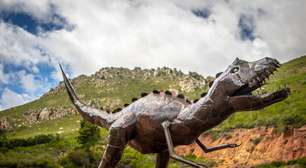 Garras longas e dentes pequenos: paleontólogos encontram dinossauro na China com uma combinação peculiar